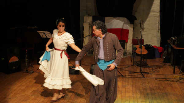 Beneficio por Chile; Dijktheater